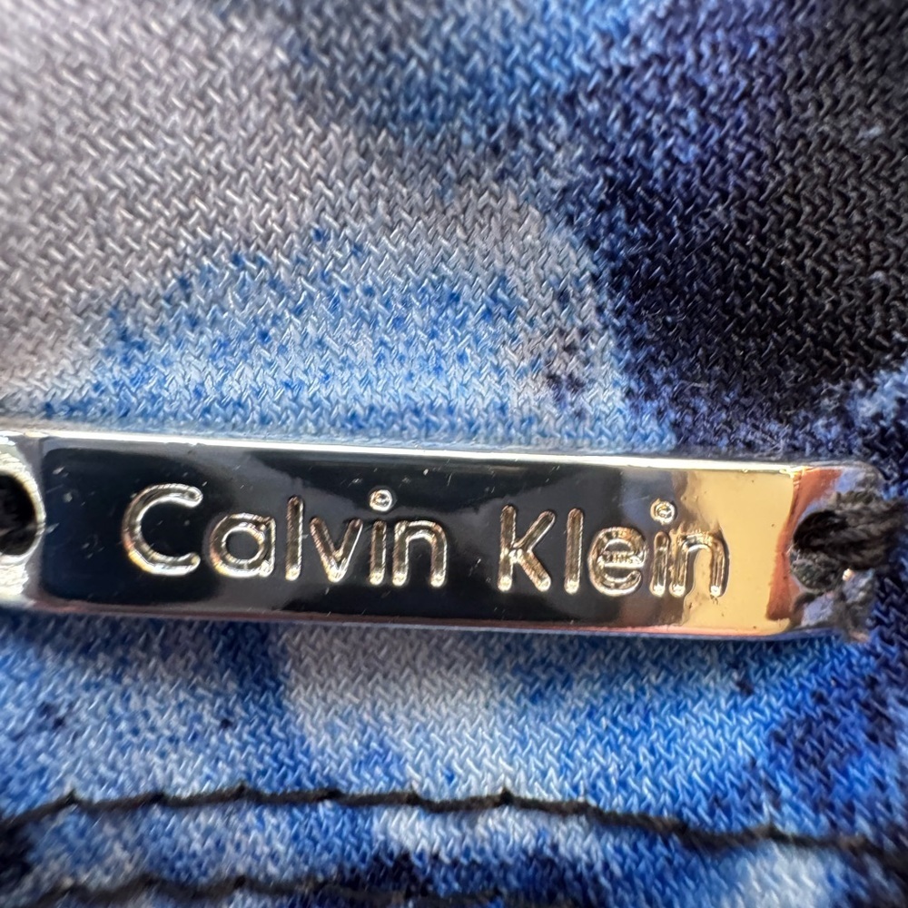 Calvin Klein Floral Draped Neck Blouse Sleeveless Blue White Petite 8 - Picture 5 of 7